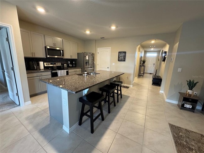 Building Photo - 3593 Yarian Dr