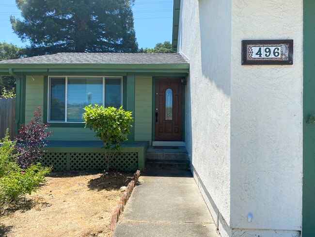 Walkway to entrance - 496 Falcon Way