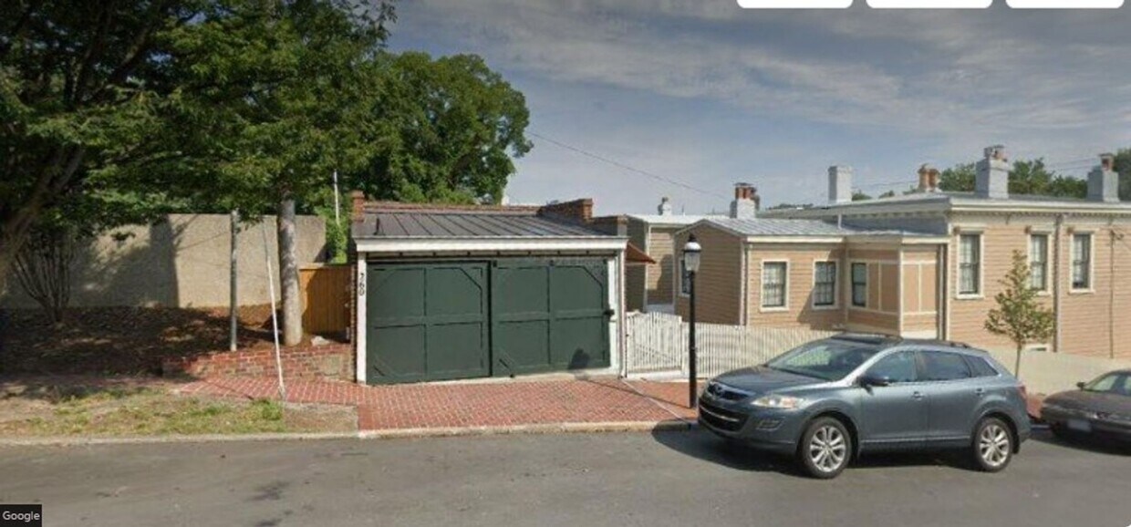 Primary Photo - 260 N 22nd St
