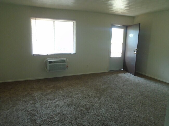 Foto del edificio - 2 BR Apt near Purdue University