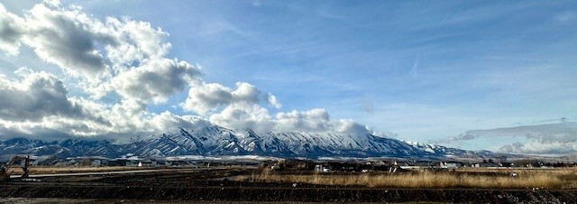 Building Photo - Nibley Townhomes