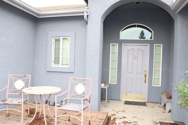 Building Photo - 1278 Nelson Blvd