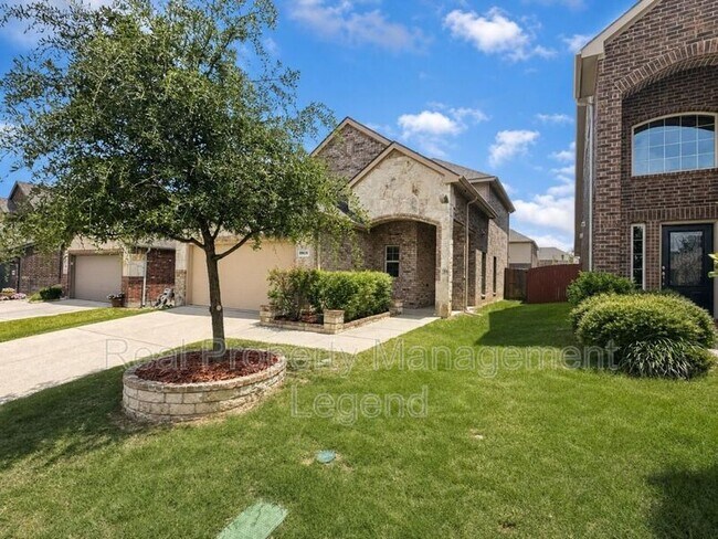 Foto del edificio - 9929 Pronghorn Rd