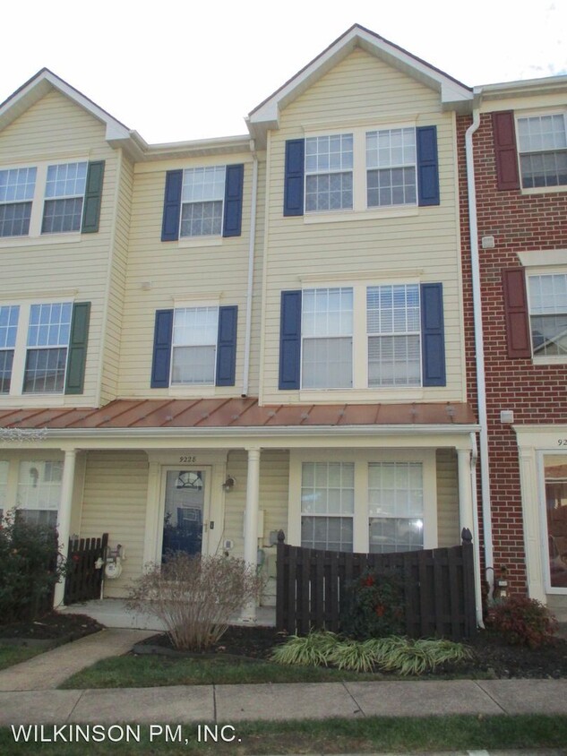 Primary Photo - 2 br, 2.5 bath House - 9228 Deer Crossing #36