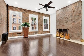 Building Photo - 198 W 10th St