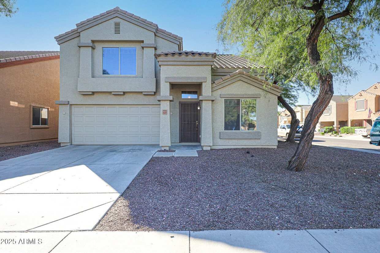 Foto principal - 11317 W College Dr