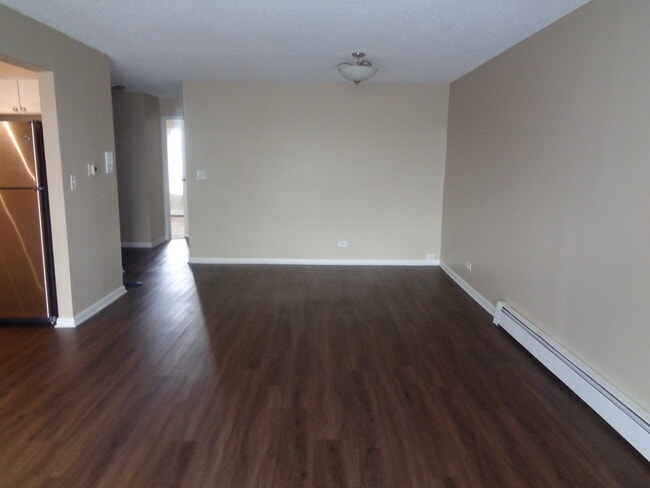Building Photo - 173 N Gregory St