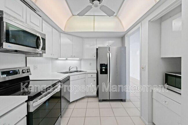 Foto del edificio - 2425 Presidential Way