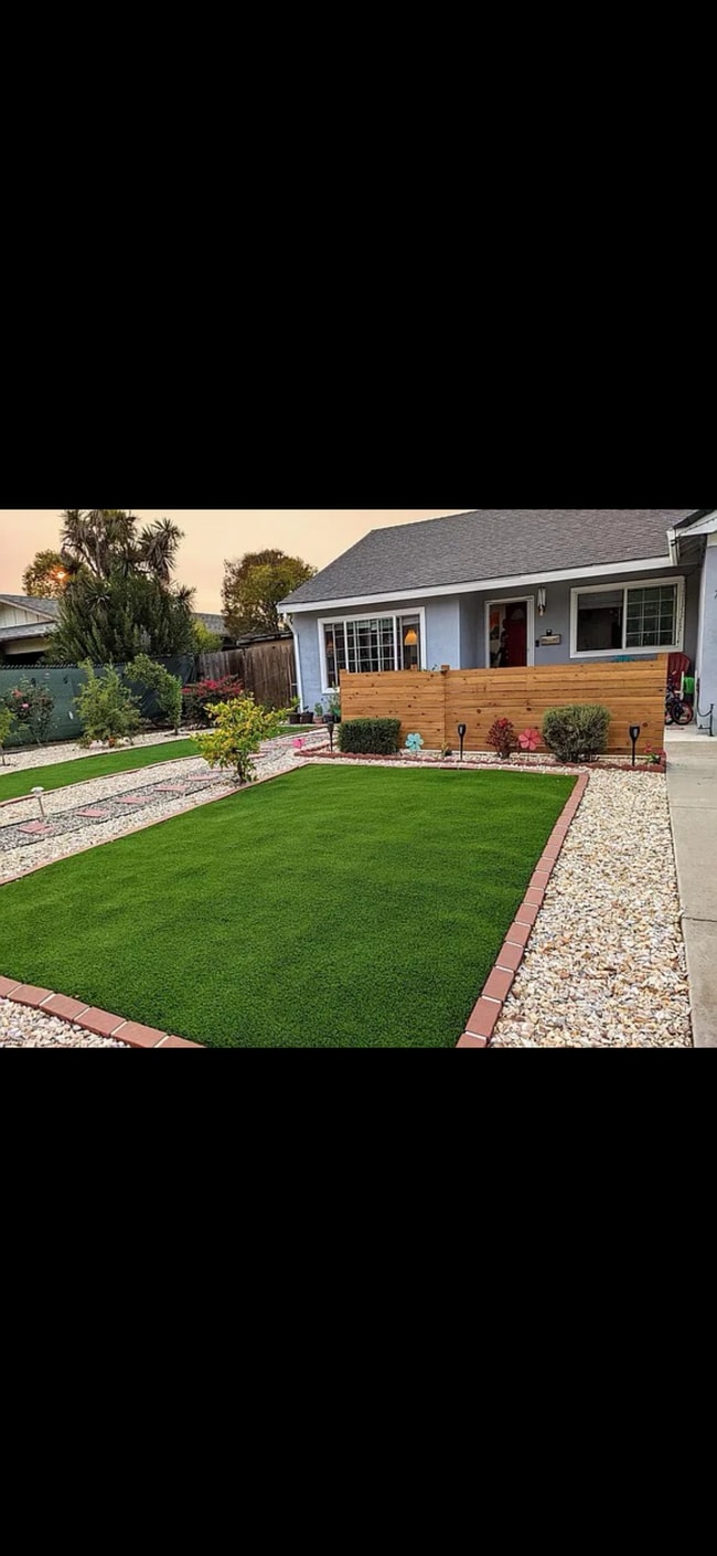 Photo - 7897 Shorehaven Ave House