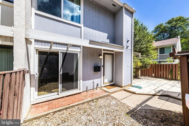 Foto del edificio - 2232 Southgate Square