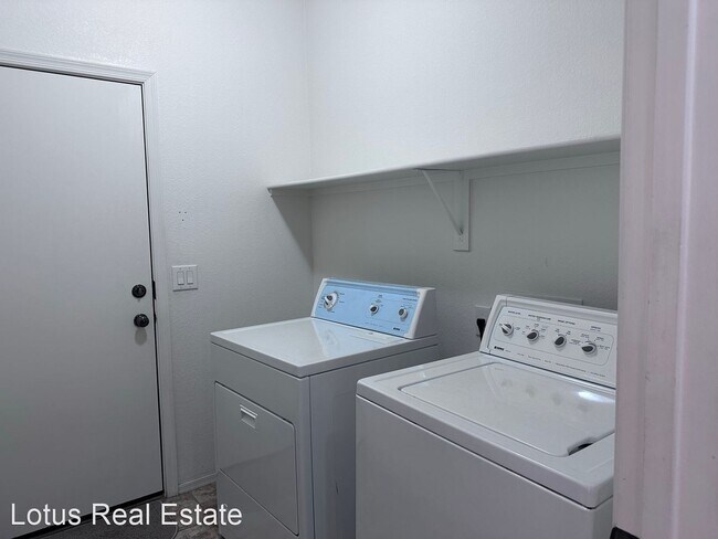 Foto del edificio - 4 br, 2 bath House - 4415 E Peach tree Drive