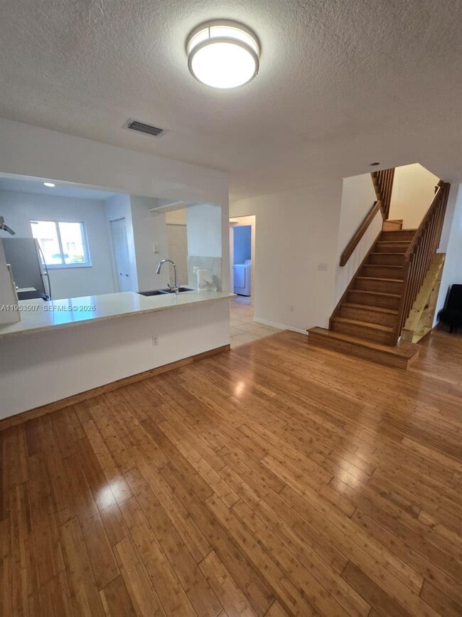 Foto del edificio - 8394 SW 152nd Ave Cir