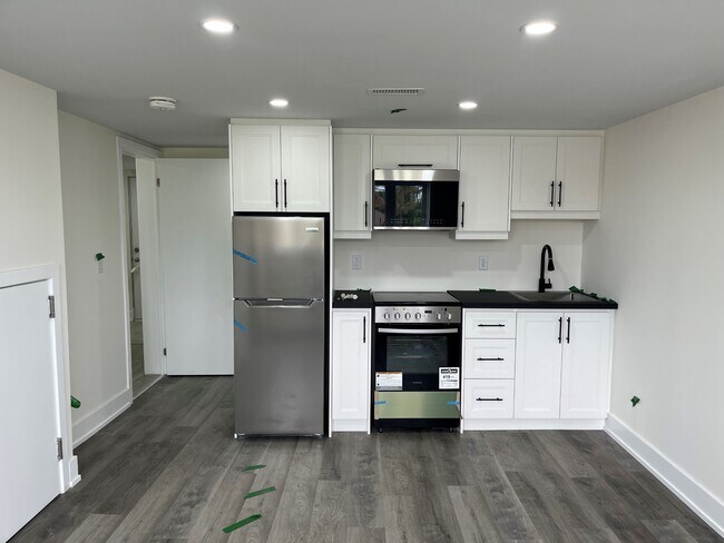 Photo du bâtiment - 160 Densmore Rd