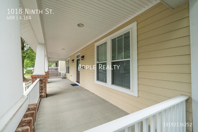 Building Photo - 1018 Ninth St. - Available Mid August
