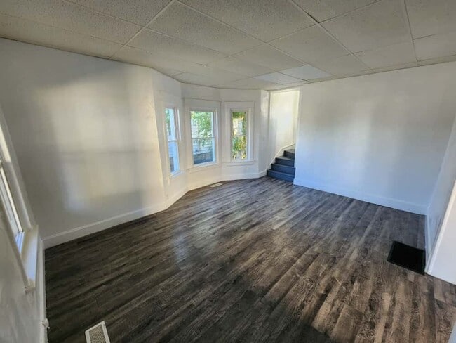 Building Photo - 1163 Brice Ave