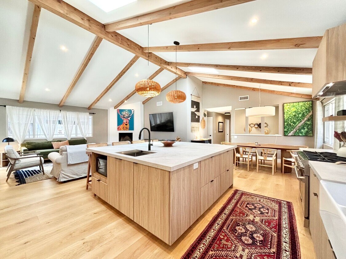Foto principal - 5209 Wavecrest Way