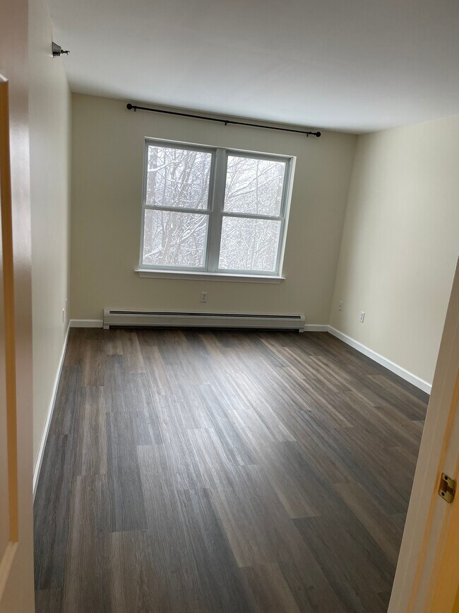 Dormitorio - 305 Lime Kiln Rd