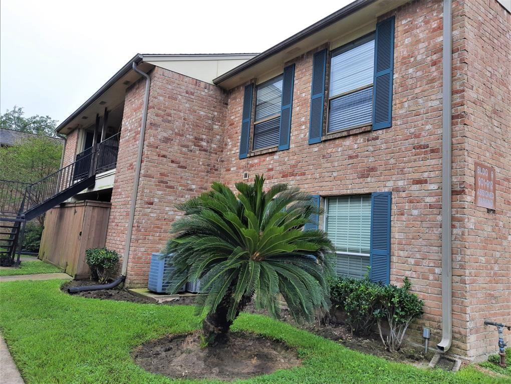 Foto principal - 8801 Hammerly Blvd