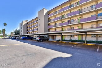 Building Photo - 351 E Thomas Rd