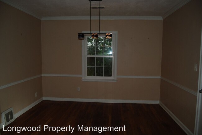 Building Photo - 3 br, 1 bath House - 1664 Briarcliff Rd