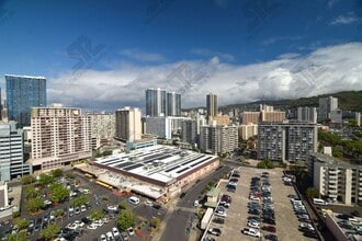 Building Photo - 1655 Makaloa St