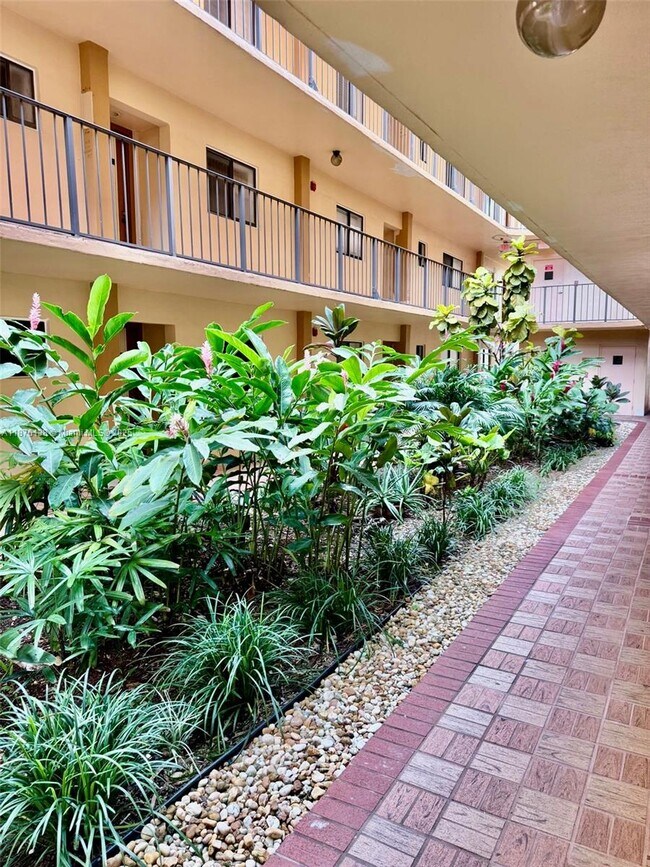 Foto del edificio - 8420 SW 133rd Avenue Rd