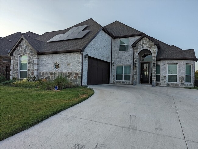 Building Photo - 9832 El Colina Dr