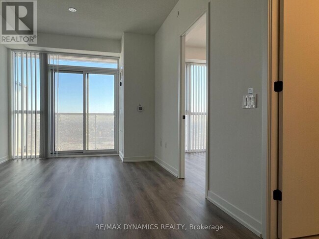 Building Photo - 8 Interchange Wy