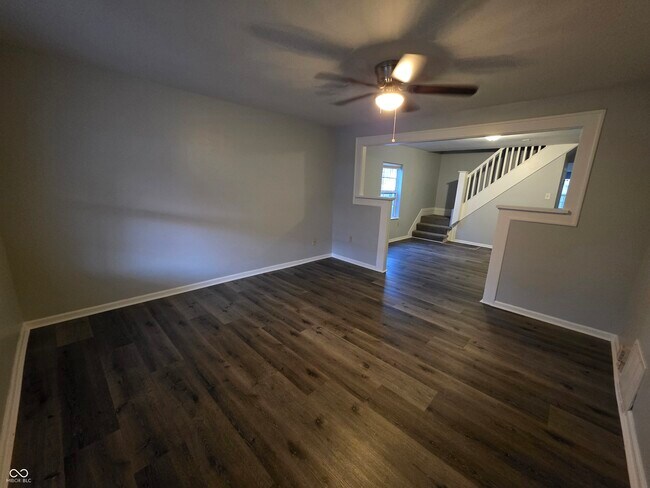 Foto del edificio - 1219 N Rural St