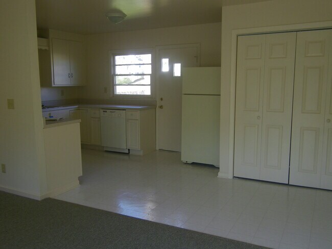 Foto del edificio - 165 Hiawassee Ave