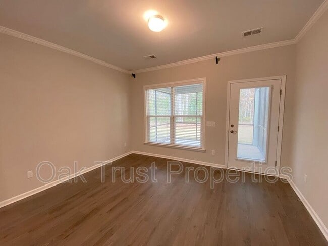 Building Photo - 236 Maple Valley Rd