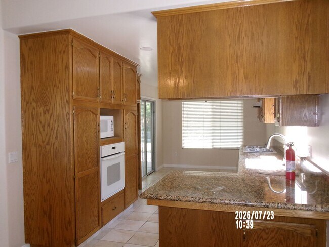 Foto del edificio - 10314 Iroquois Ln