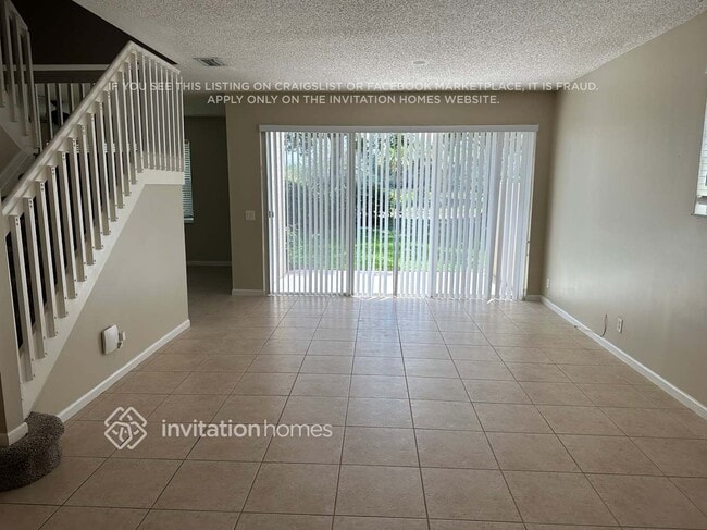 Building Photo - 136 Canterbury Pl
