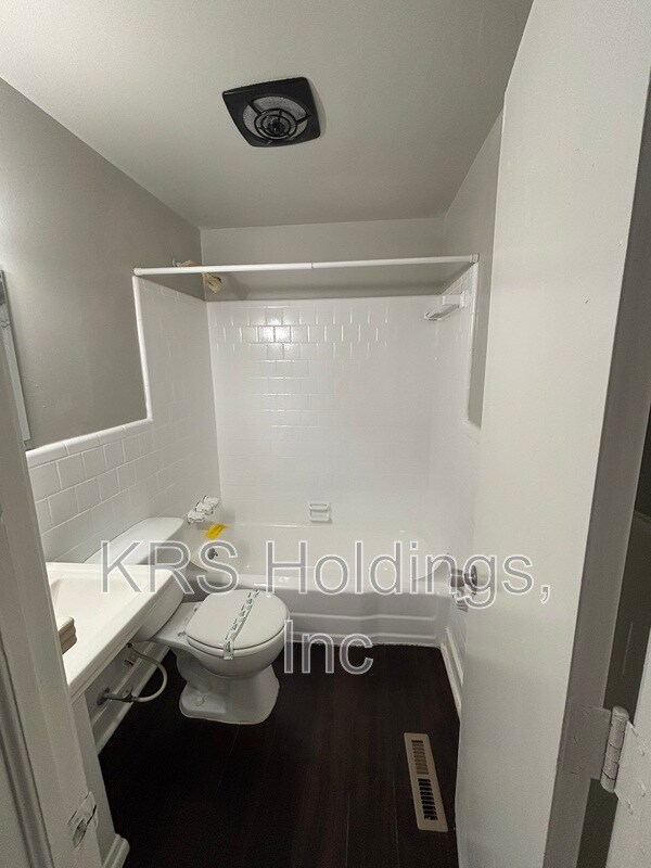 Foto del edificio - 5430 Remuda Dr