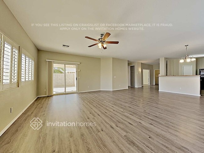 Foto del edificio - 13133 W Ventura St