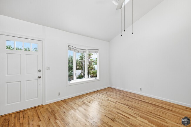 Foto del edificio - 325 Vernon Ave