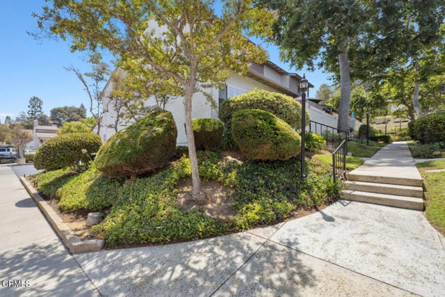 Foto del edificio - 1302 Alessandro Dr