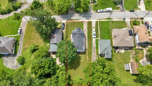 Building Photo - 3728 Standish Ave