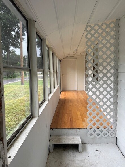 Foto del edificio - 1306 E Green St