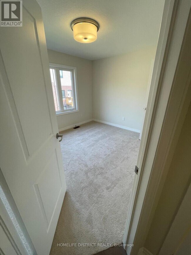 Photo du bâtiment - 620 Colborne St W