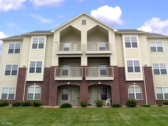 Building Photo - 7987 N Flintlock Rd
