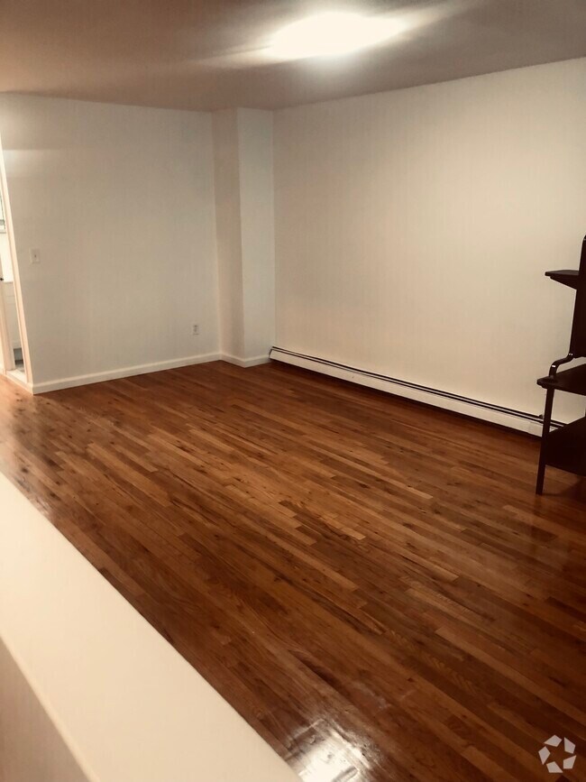 Sheepshead Bay Pet Friendly Apartments for Rent Brooklyn, NY 3