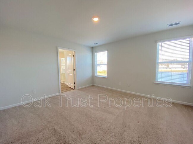 Foto del edificio - 9703 Roseberry St