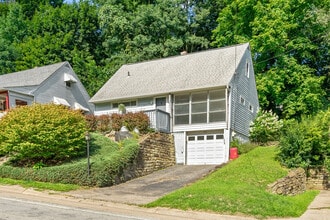 Building Photo - 801 Jefferson Rd