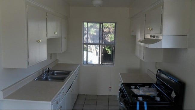 Kitchen - East Market Apartments