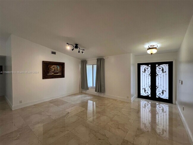 Foto del edificio - Southwest 143rd Place, Miami, FL 33175 - 4...