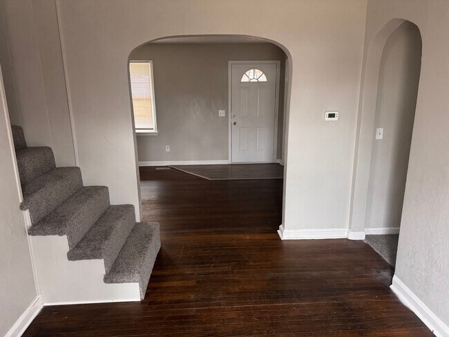 Foto del edificio - Cute Two Bedroom Home