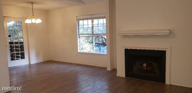 Building Photo - 2 br, 2 bath Condo - 3609 W Northgate Dr