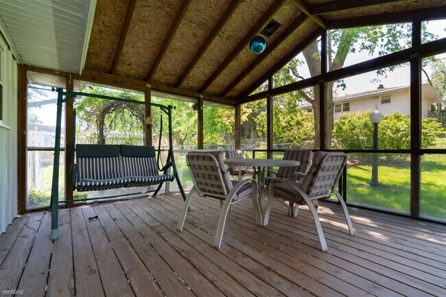 Foto del edificio - 3 br, 1.5 bath House - 321 Rowe Drive