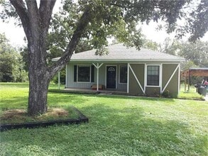 Building Photo - 601 Valley St